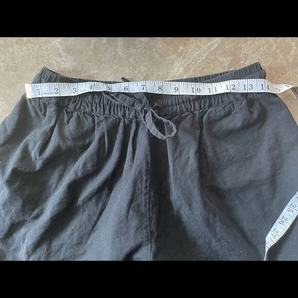 💋3/$30 Cotton On black shorts with pockets size 4 - Picture 4 of 6